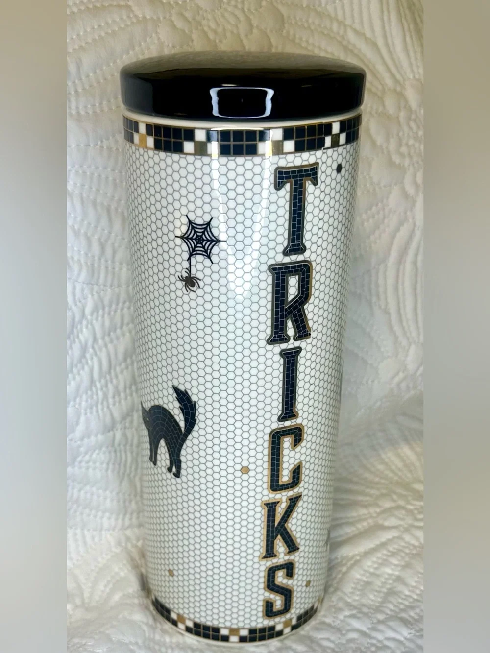 🖤 👻 🎃 New Anthropologie Bistro Tile Halloween Tricks Canister White 🖤 👻 🎃